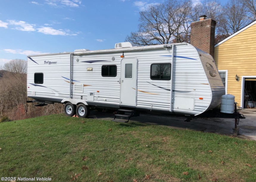 2011 Heartland Trail Runner 30FQBS RV for Sale in Parkton, MD 21120 c01274 Classifieds