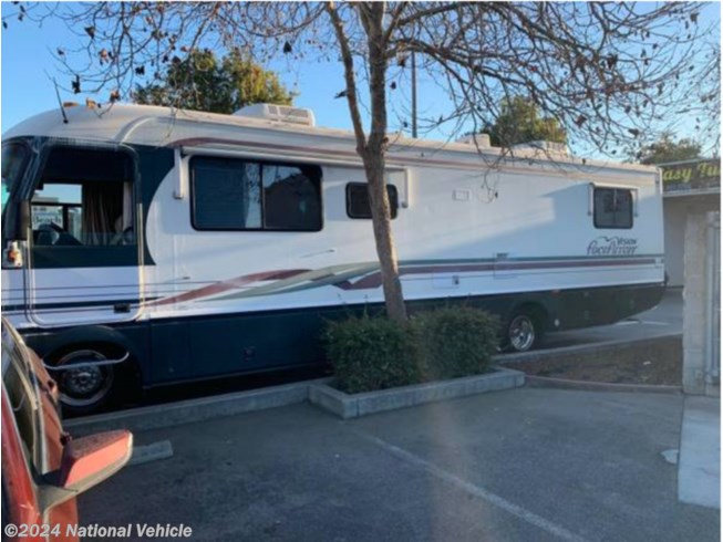 1997 Fleetwood Pace Arrow Vision 35W RV for Sale in Watsonville, CA ...