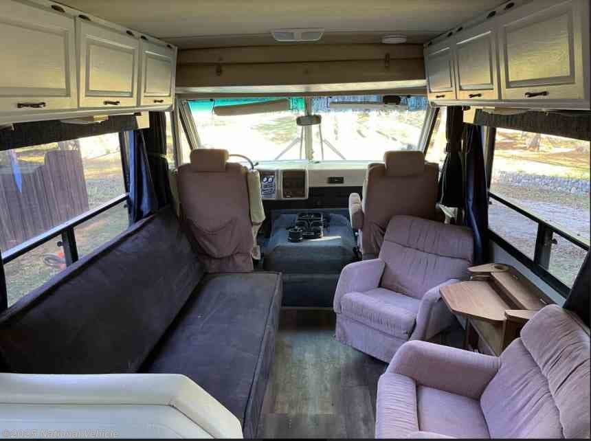 1987 Winnebago Chieftain 33RU RV for Sale in Linden, NC 28356