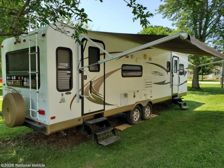 2012 Forest River Rockwood Windjammer 3001W RV for Sale in Maineville, OH 45039 c674962