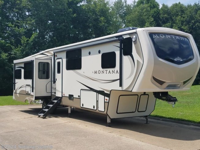 Used 2018 Keystone Montana 3810MS available in Evansville, Indiana