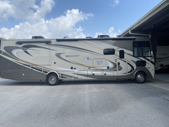 Used 2018 Thor Motor Coach Windsport 35M available in Fort Myers, Florida