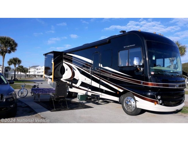 2016 Fleetwood Southwind 36L - Used Class A For Sale by National Vehicle in Omaha, Nebraska