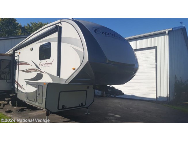 2015 Forest River Cardinal 3675RT - Used Travel Trailer For Sale by National Vehicle in Omaha, Nebraska