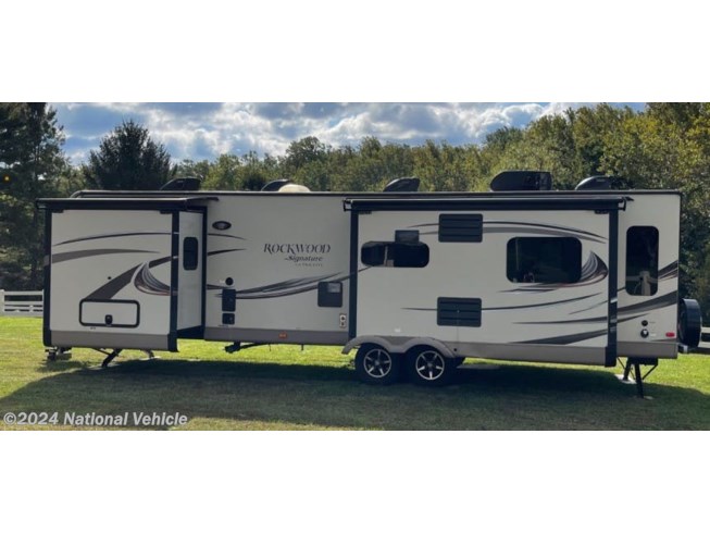Used 2016 Forest River Rockwood Signature Ultra Lite 8329SS available in Nottingham, Maryland