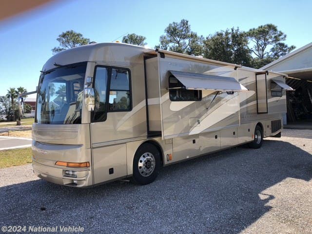 Used 2005 American Coach American Tradition 40Q available in Orange Beach, Alabama