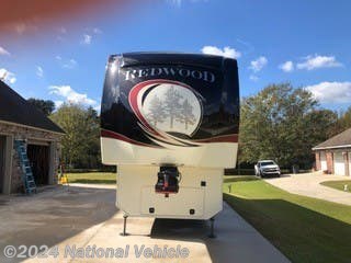 2018 Redwood RV 5th Wheel 3901WB - Used Fifth Wheel For Sale by National Vehicle in Baton Rouge, Louisiana