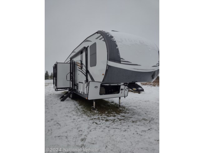 2020 Forest River Rockwood Ultra Lite 2889WS - Used Fifth Wheel For Sale by National Vehicle in Caro, Michigan