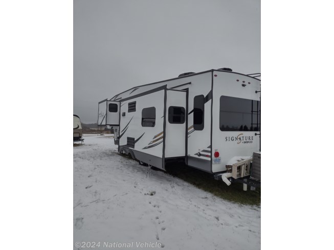 2020 Rockwood Ultra Lite 2889WS by Forest River from National Vehicle in Caro, Michigan