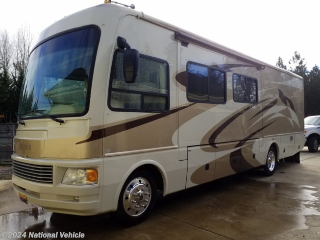 Used 2008 National RV Dolphin available in Roseburg, Oregon