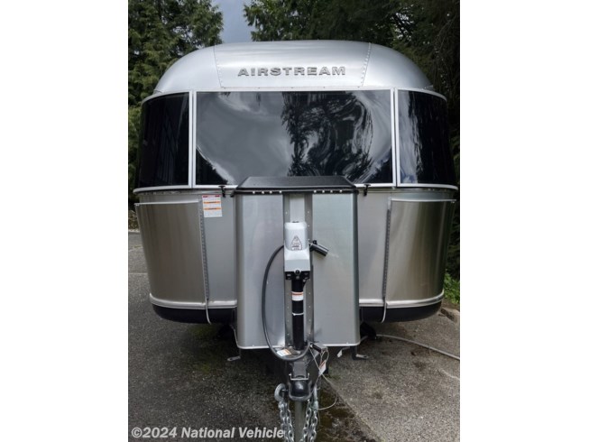 2020 Airstream Classic 30RB - Used Travel Trailer For Sale by National Vehicle in Fall City, Washington