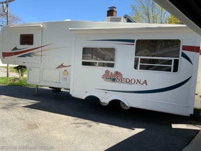Used 2005 Gulf Stream Sedona 31FRBH available in Westbrook, Maine