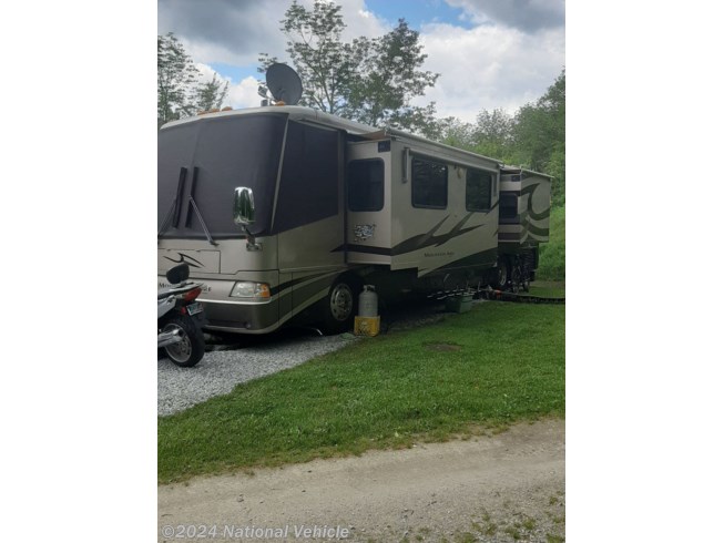 Used 2004 Newmar Mountain Aire 4018 available in Victory Mills, New York