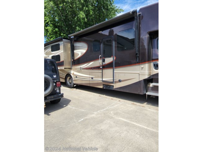 2019 Dynamax Corp Force HD 37BHD - Used Class C For Sale by National Vehicle in Omaha, Nebraska