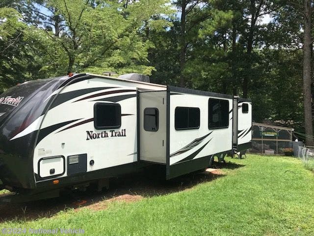 Used 2015 Heartland North Trail 33BKSS available in Trussville, Alabama