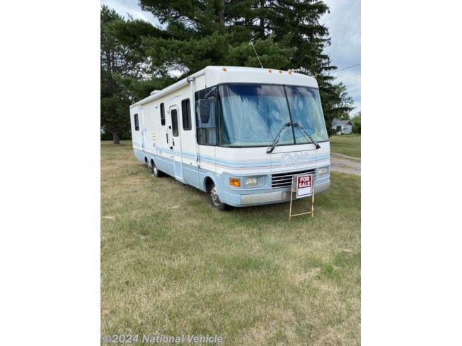 1999 National RV Dolphin 5350 - Used Class A For Sale by National Vehicle in Omaha, Nebraska
