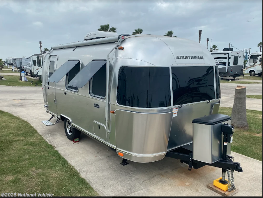 2021 Airstream Caravel 22FB RV for Sale in Cypress, TX 77433 c415493