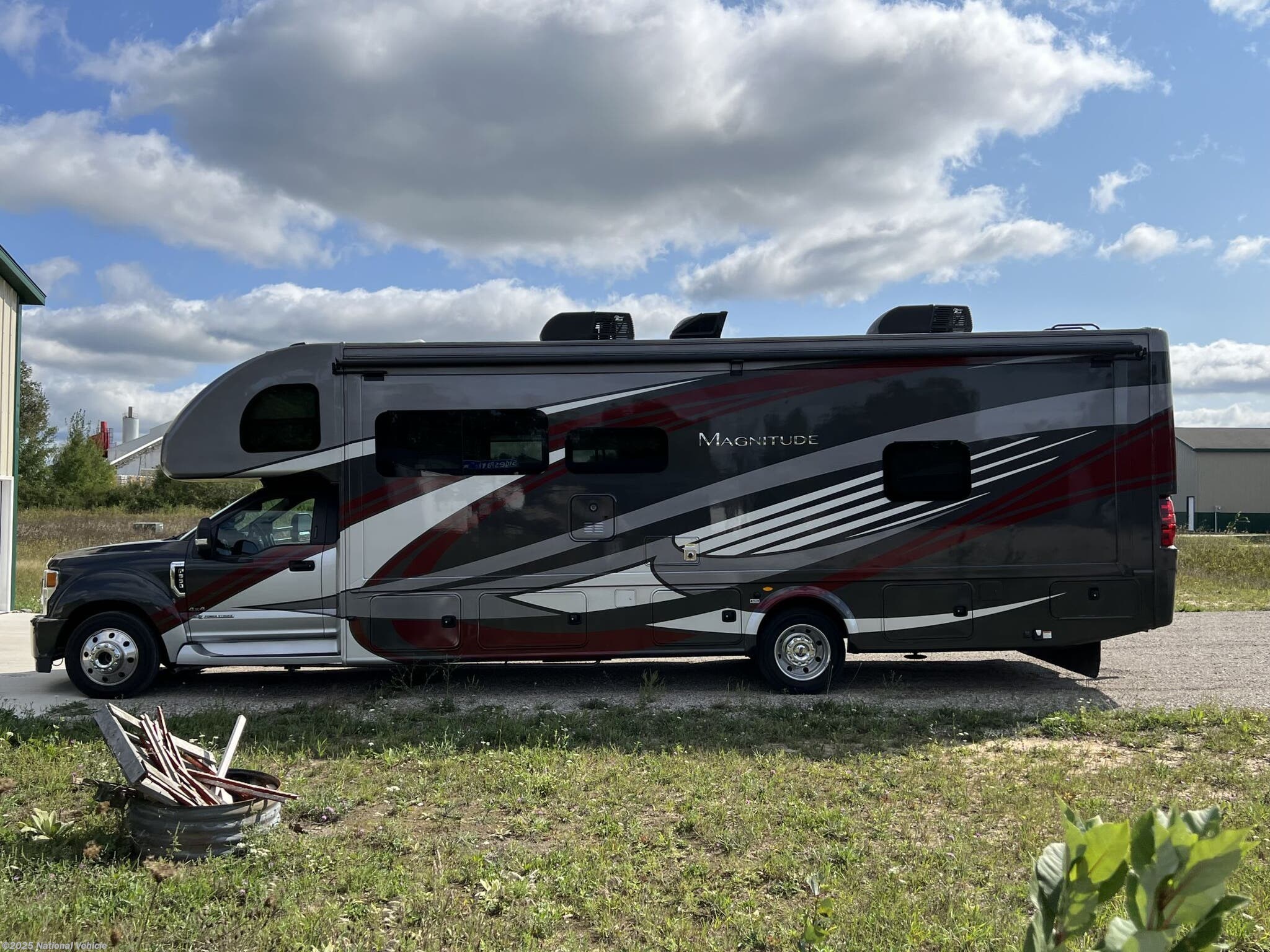 2021 Thor Motor Coach Magnitude SV34 RV for Sale in Gaylord, MI 49735 ...