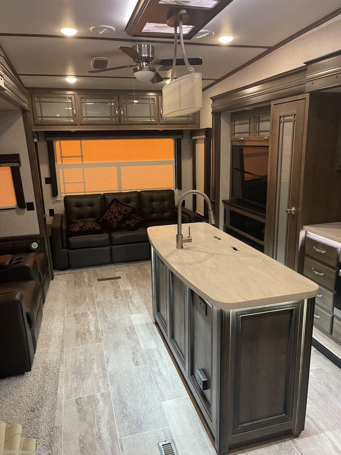 2019 Keystone Montana Legacy 20th Anniversary 3931FB RV for Sale in ...