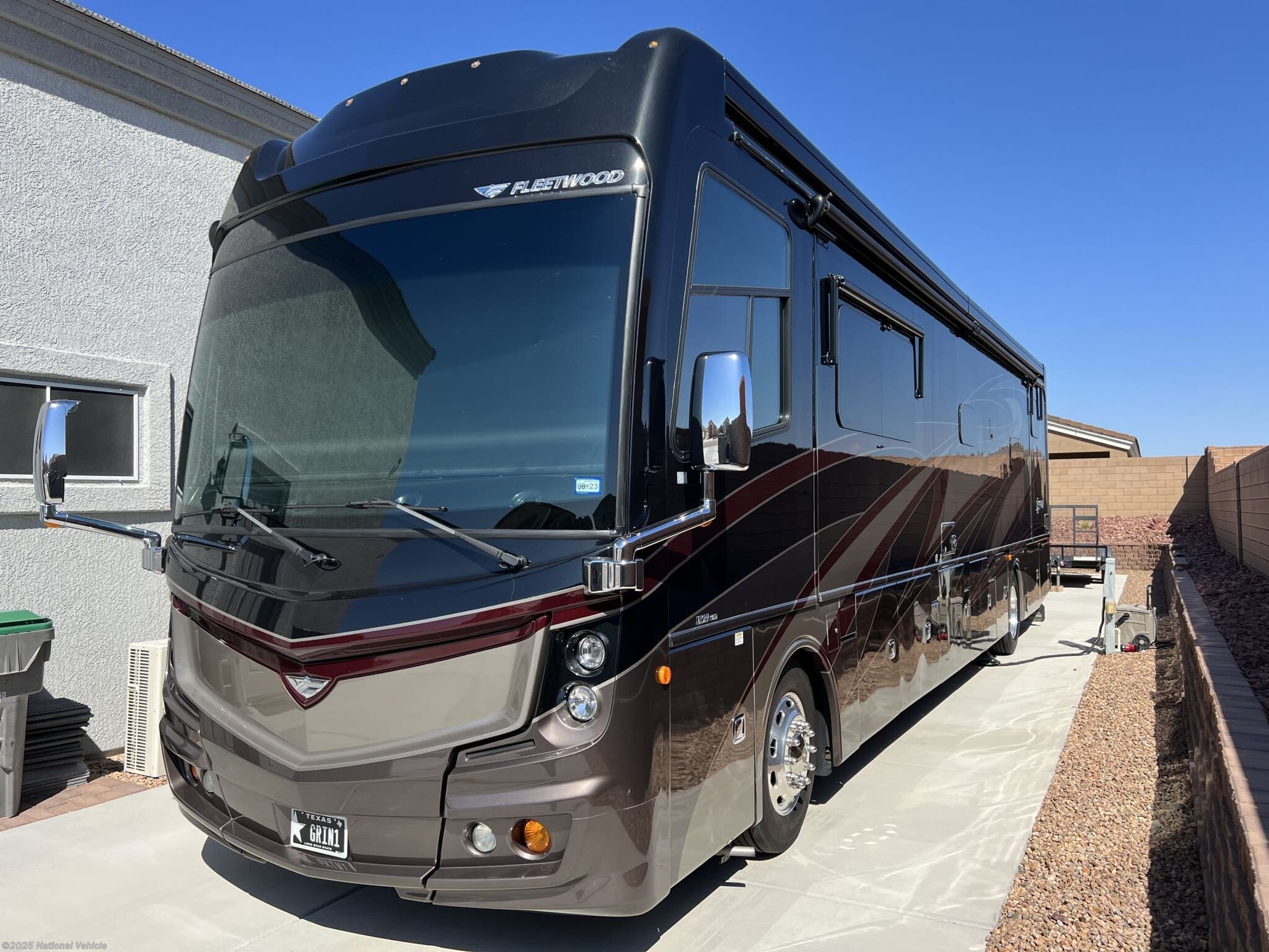 2018 Fleetwood Discovery LXE 40D RV for Sale in Fort Mohave, AZ 86426