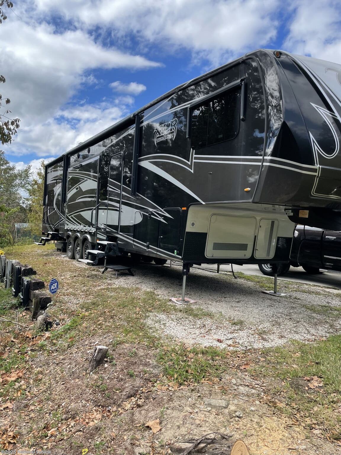 2016 Forest River XLR Thunderbolt 420AMP RV for Sale in Port Orange, FL