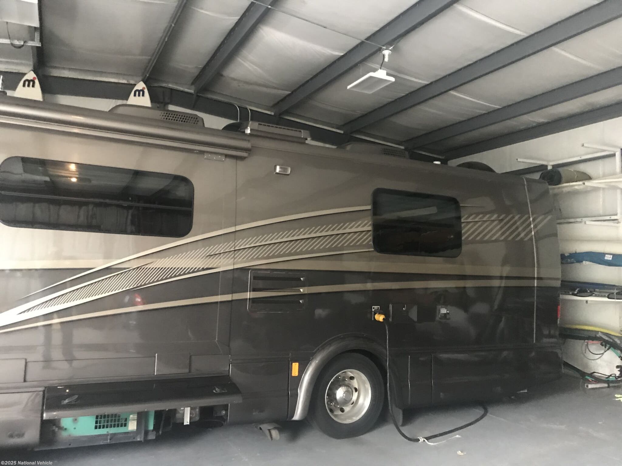 2008 Dynamax Corp Dynaquest 300ST RV for Sale in Plainwell, MI 48080