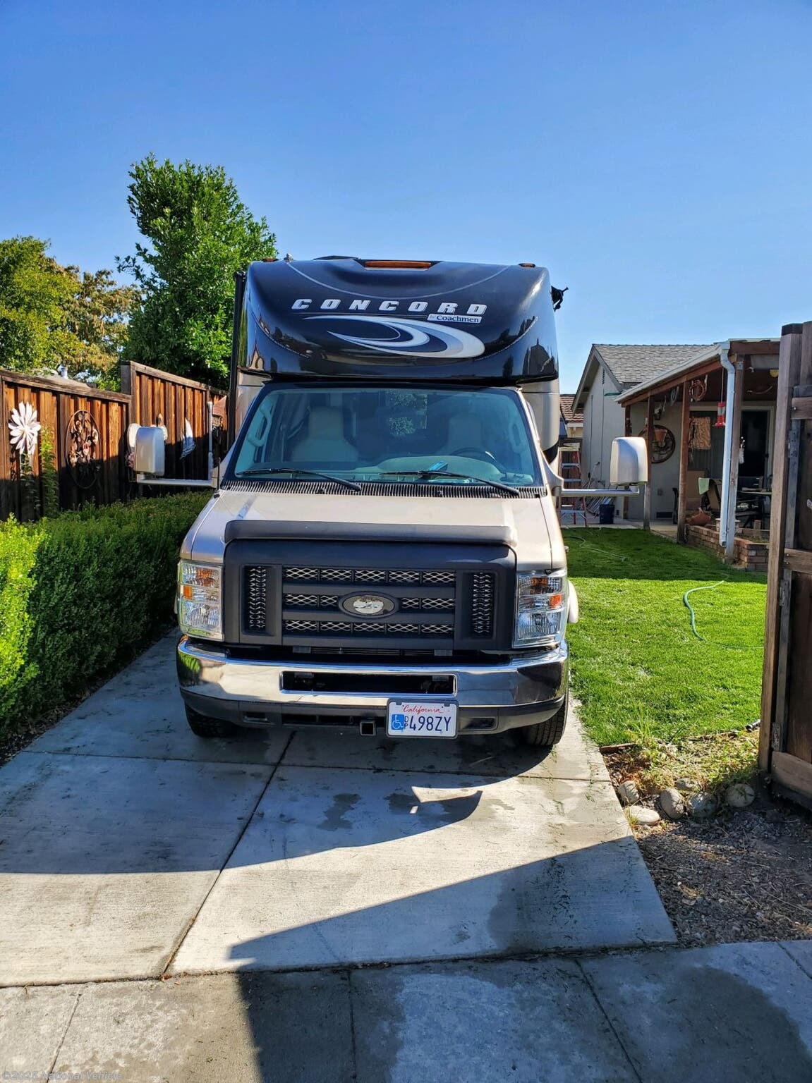 2016 Coachmen Concord 300TS RV for Sale in Hill, CA 95037