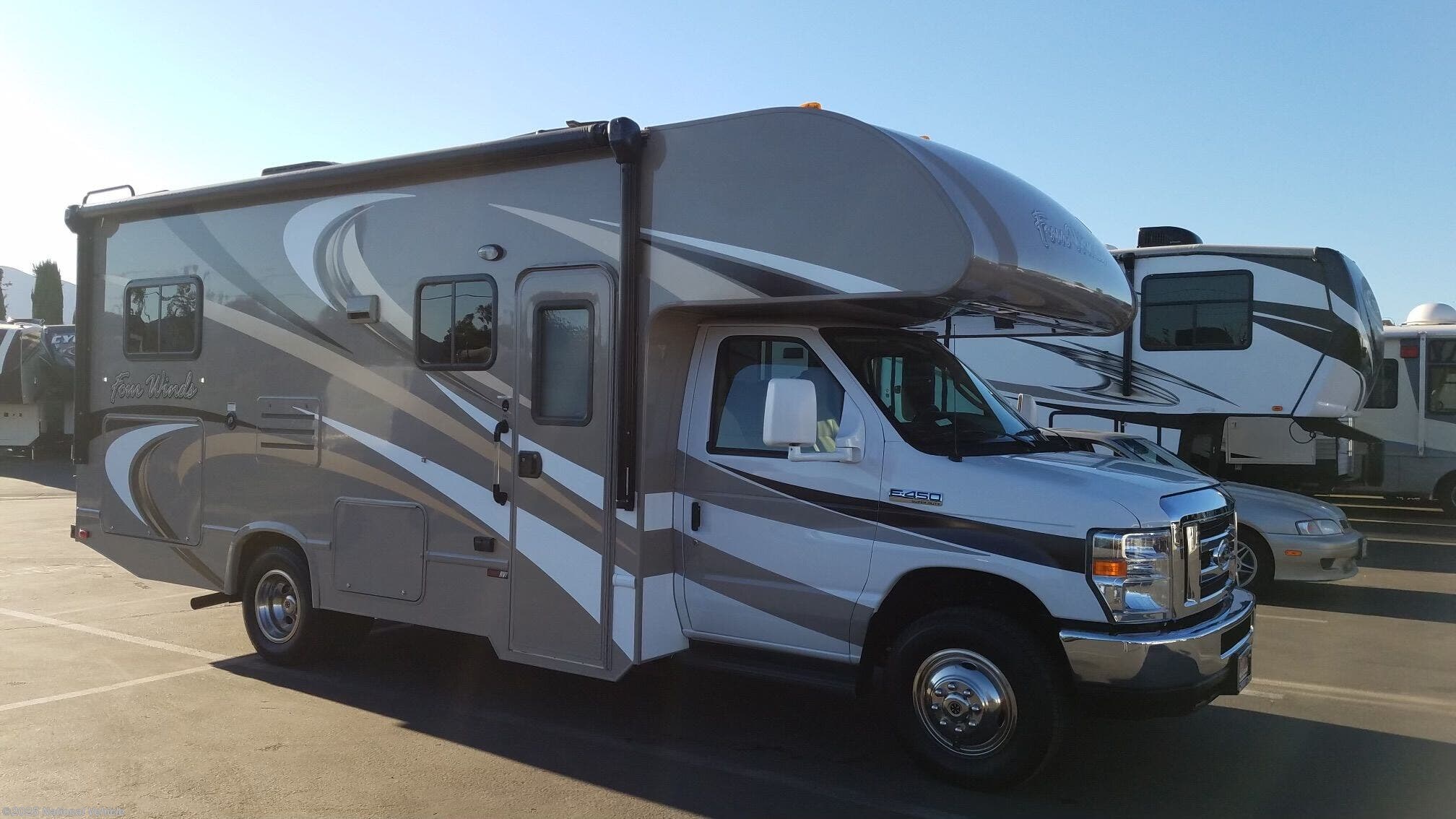 2016 Thor Motor Coach Four Winds 24C RV for Sale in San Diego, CA 92154