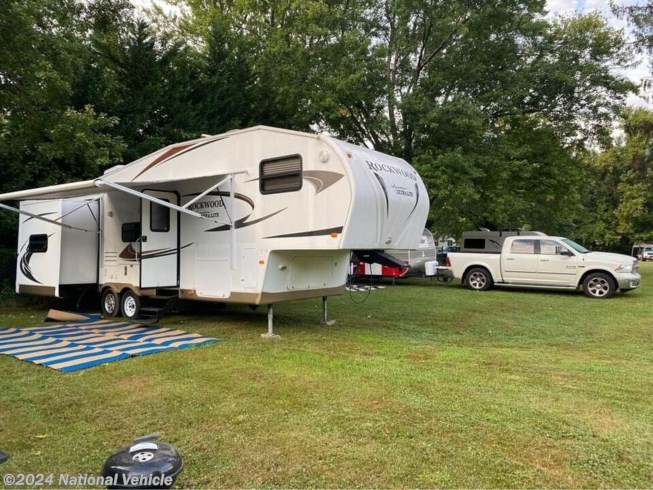 Used 2011 Forest River Rockwood Signature Ultra Lite 8281SS available in Hendersonville, North Carolina