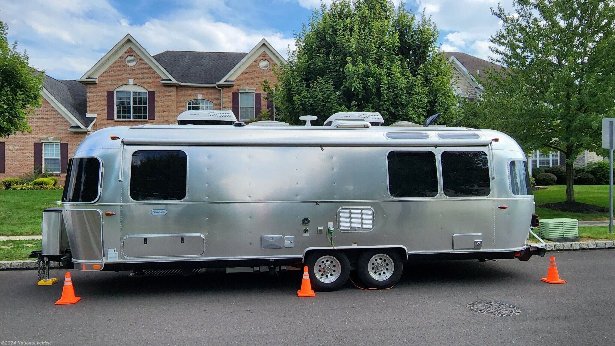 2020 Airstream Globetrotter 27FB Twin RV For Sale In Fort Pierce, FL ...