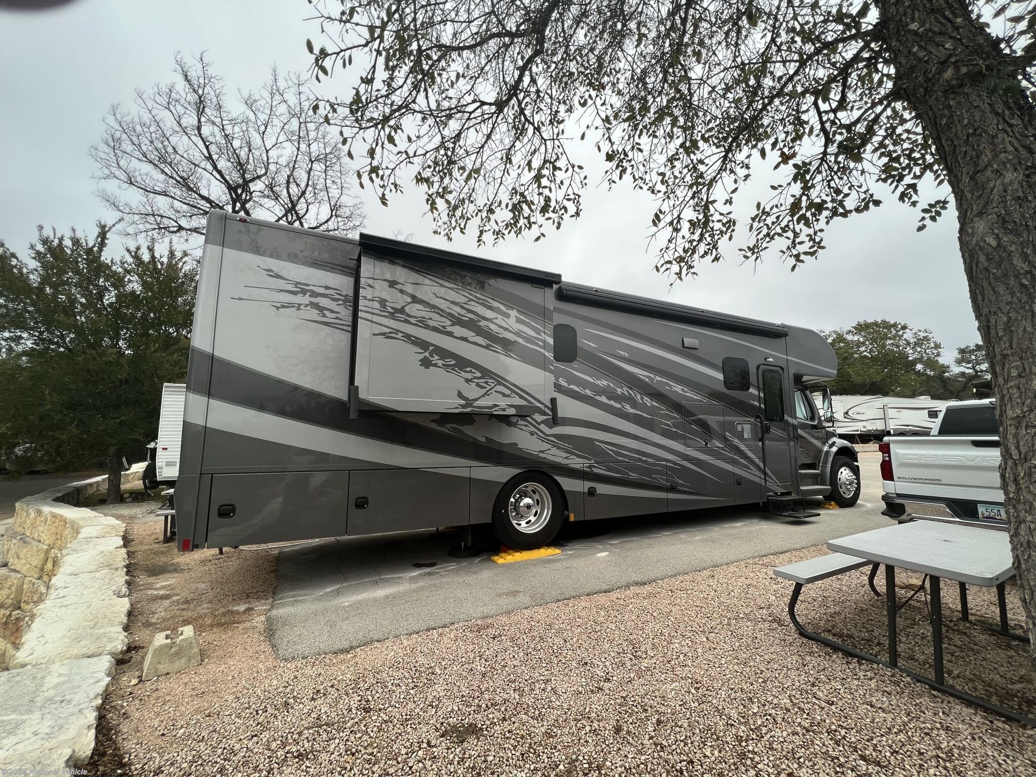 2022 Renegade Valencia 38RB RV for Sale in San Antonio, TX 78015