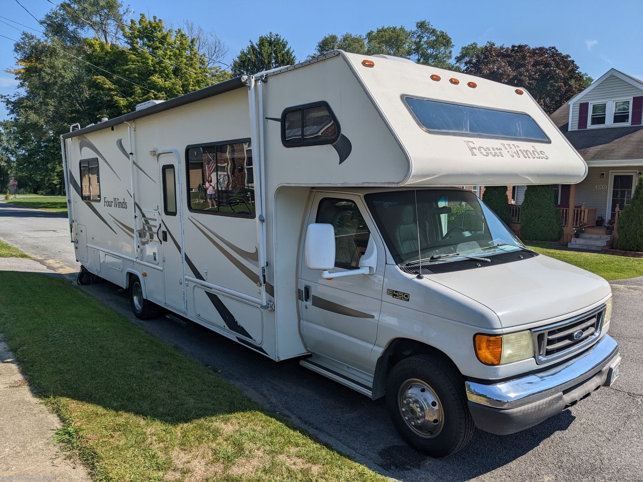 2005 Four Winds Chateau 31V RV for Sale in Rotterdam, NY 12306
