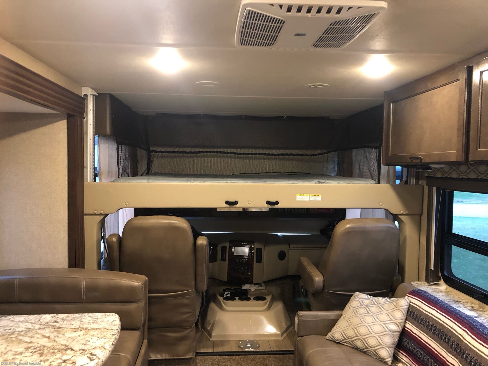 2019 Thor Motor Coach Freedom Traveler 30a Rv For Sale In Greenbay Wi