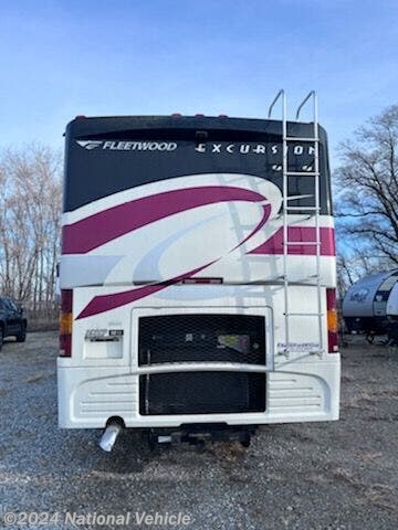 2007 Fleetwood Excursion 40E - Used Class A For Sale by National Vehicle in Omaha, Nebraska