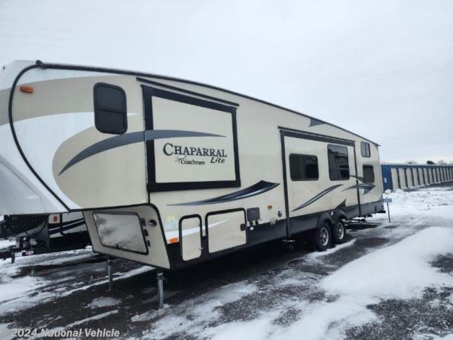 Used 2017 Coachmen Chaparral Lite 29BHS available in Hilton, New York