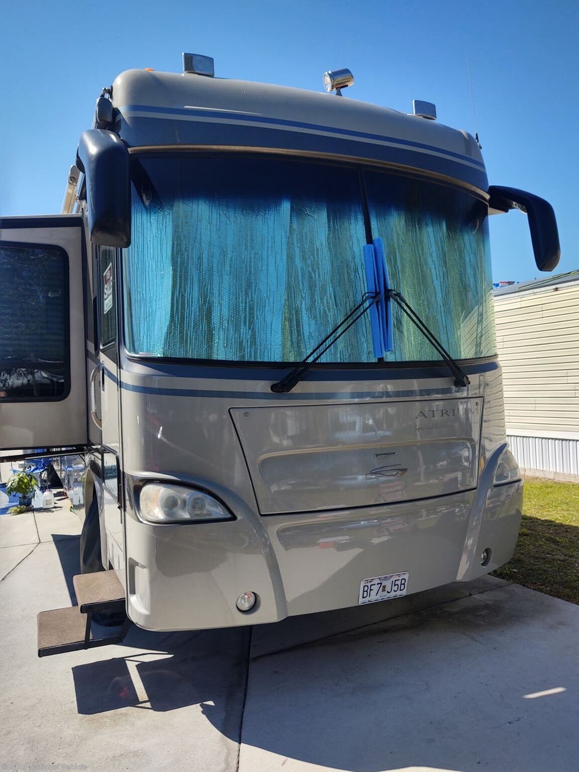 2005 Gulf Stream Atrium Special Edition 8411 RV for Sale in Gravois Millis,  MO 65037 | C606952  Classifieds