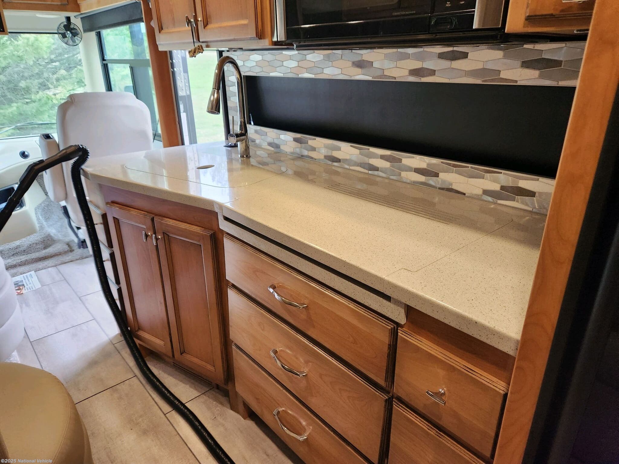 Jayco Morgan Hill: Your Gateway To The Open Road! - 9vchm95