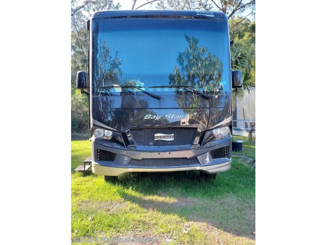 Used 2020 Newmar Bay Star 3226 available in Venice, Florida