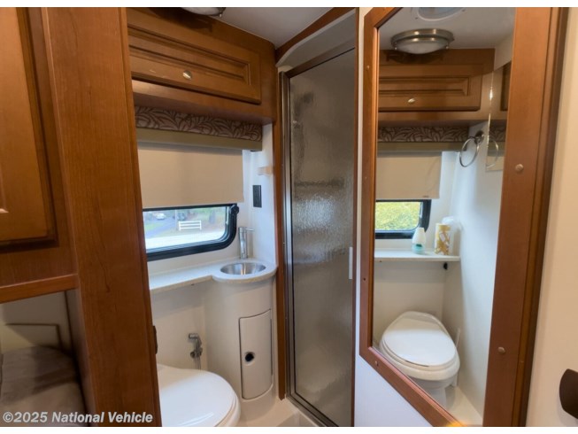 2018 Platinum 271-XLFR by Coach House from National Vehicle in Omaha, Nebraska