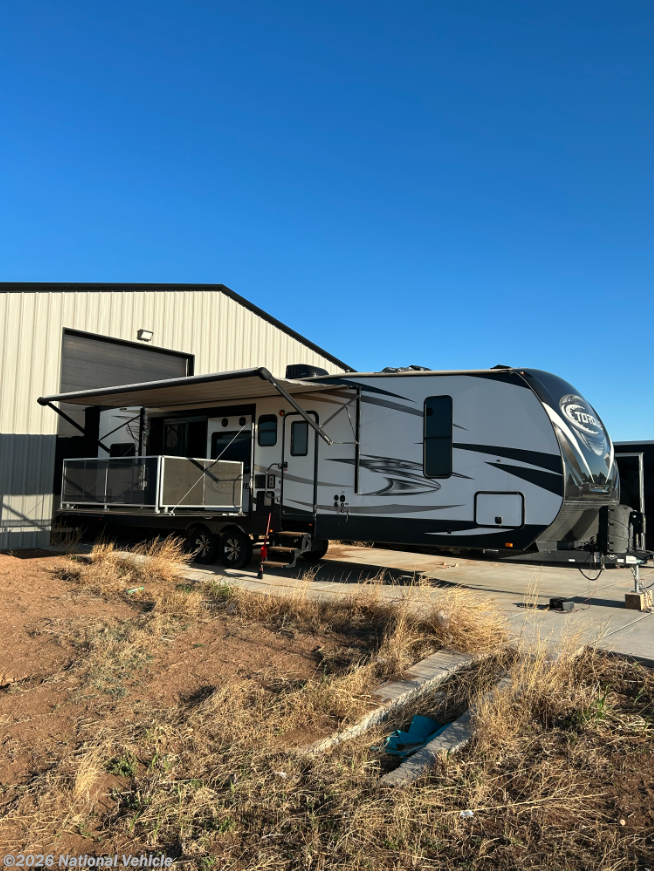 2016 Heartland Torque Toy Hauler T32 RV for Sale in amarillo, TX 79119