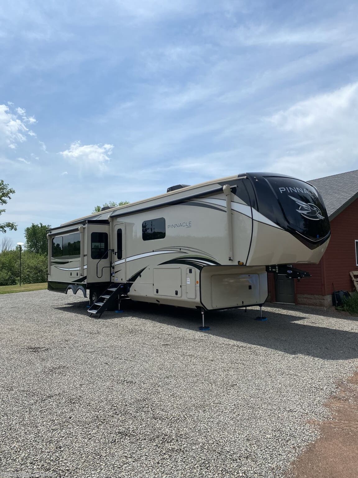 2021 Jayco Pinnacle 36FBTS RV for Sale in Ironwood, MI 49938 c607141