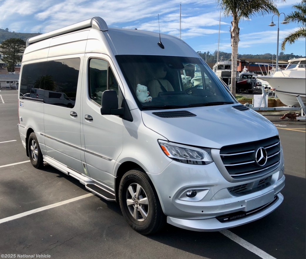 2020 Airstream Interstate 19 Tommy Bahama RV for Sale in San Rafel, CA