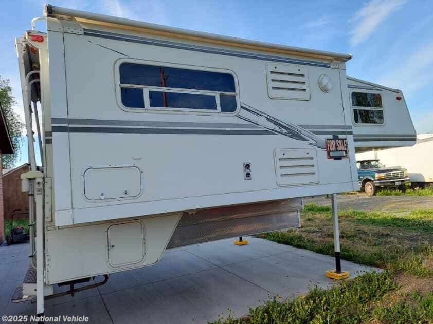 2006 Northwood Arctic Fox Truck Camper 1150 RV for Sale in Klamath