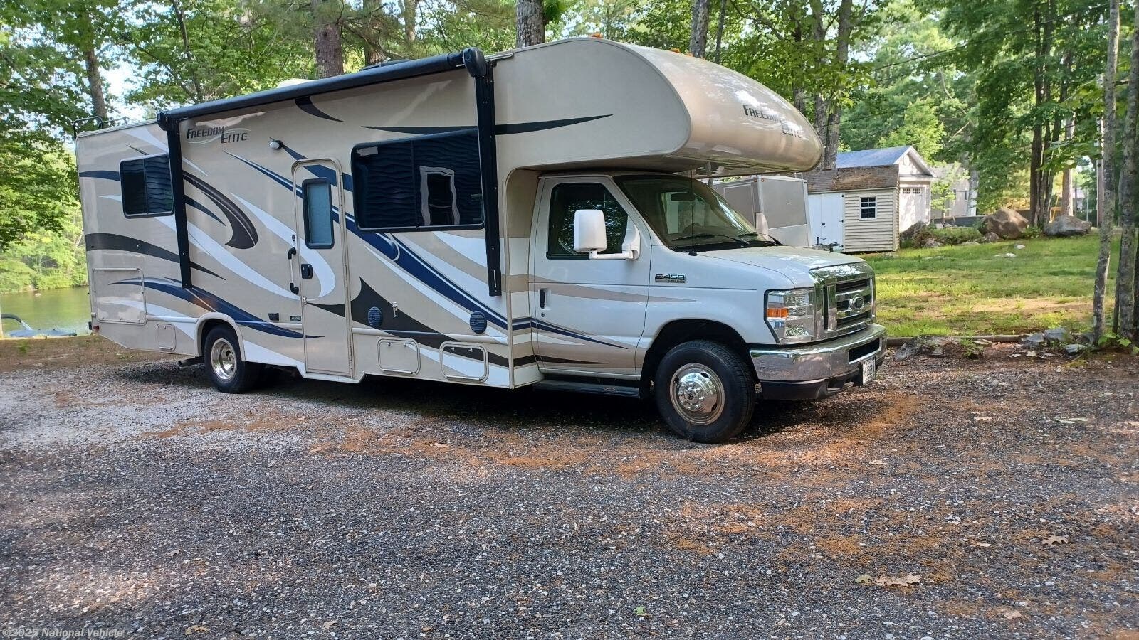2015 Thor Motor Coach Freedom Elite 28H RV for Sale in Gray, ME 04039