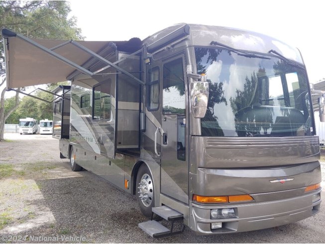 Used 2005 American Coach American Tradition 40L available in Omaha, Nebraska