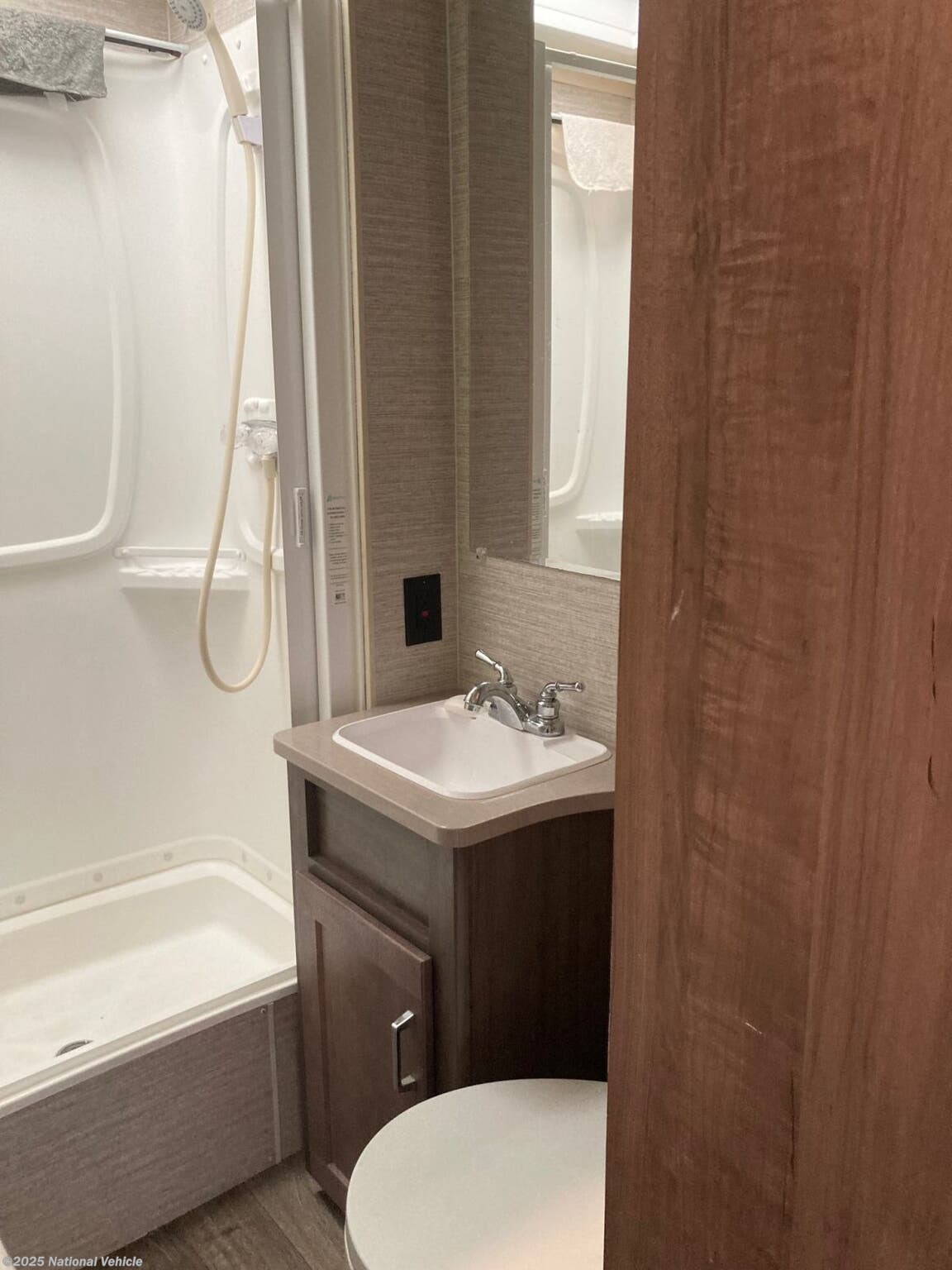 2021 Winnebago Minnie Winnie 25B RV for Sale in San Angelo, TX 76904