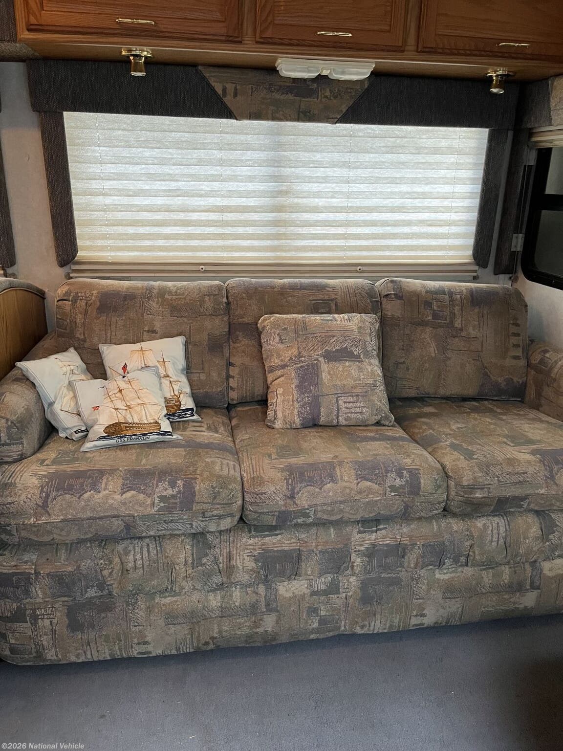 2000 Winnebago Brave 33V RV for Sale in Vancouver, WA