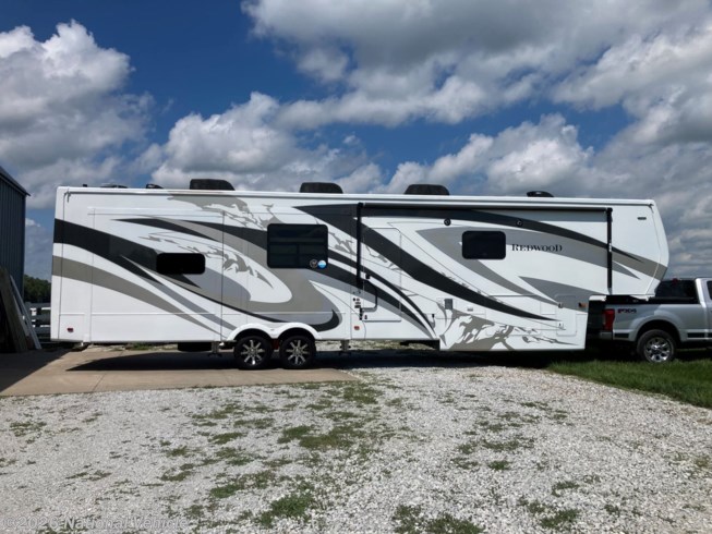 Red Fifth Wheel Rv 2020 Redwood RV 5th Wheel 4001 LK RV for Sale in Bennington, NE 68007 ...