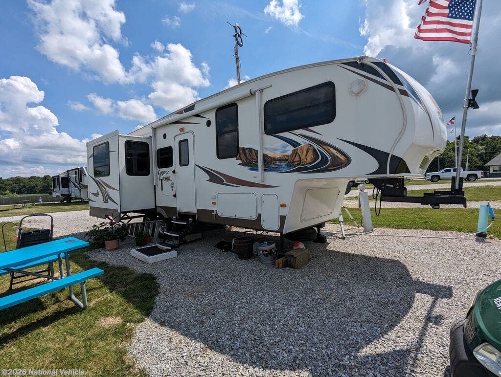 2011 Keystone Sprinter 15th Anniversary Copper Canyon 273FWRET RV for