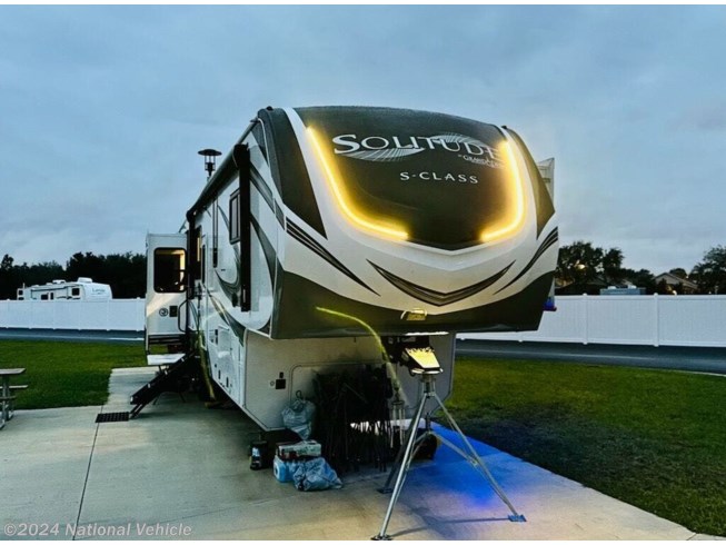 2023 Grand Design Solitude S-Class 3330RE-R - Used Fifth Wheel For Sale by National Vehicle in Four Corners, Florida
